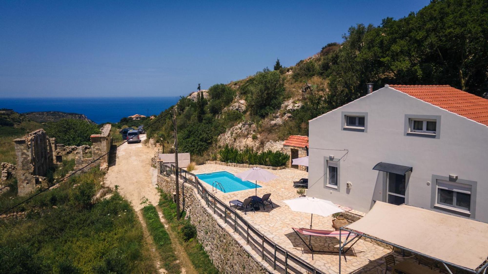 Villa Serenity Vovikes Exterior photo