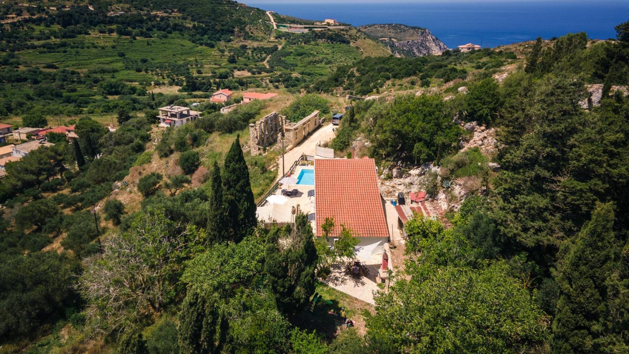 Villa Serenity Vovikes Exterior photo